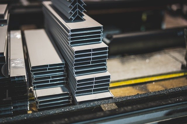 warehouse-5634999_640